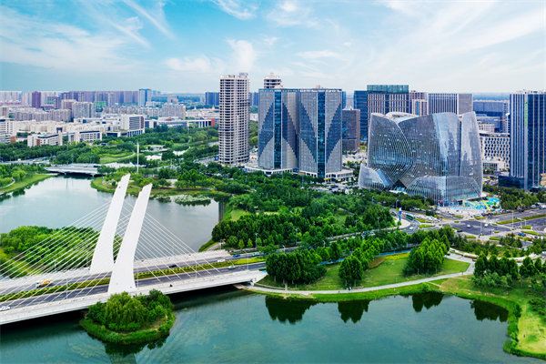 管理咨詢?nèi)绾沃︵嵵萜髽I(yè)實(shí)現(xiàn)市場競爭力的提升？